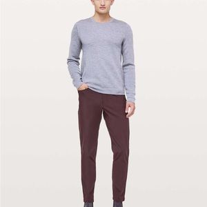 NWOT Lululemon Mens (Black Plum) ABC warpstreme 32”